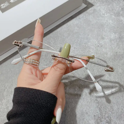 GAFA LECTURA MUJER DROP